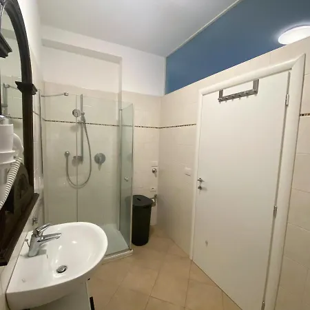 Living Vittoria: Vicino Al Centro Di *